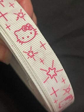 5/8” printed grosgrain Ribbon NEW 5 yards yds yd Hello Kitty hot pink on white s